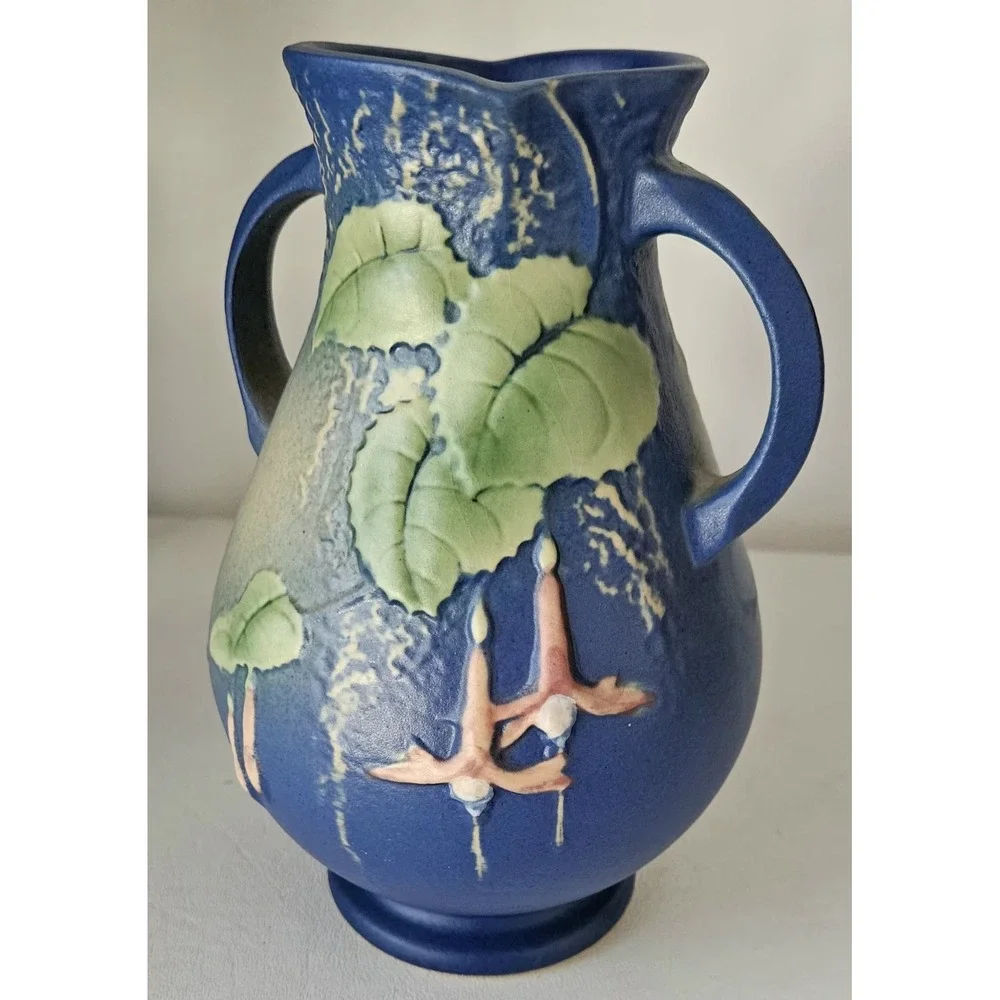 Vintage 1938 Roseville Pottery Fuchsia Blue #895-7